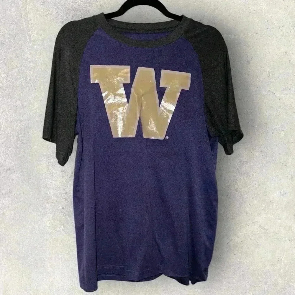 Huskies shirt